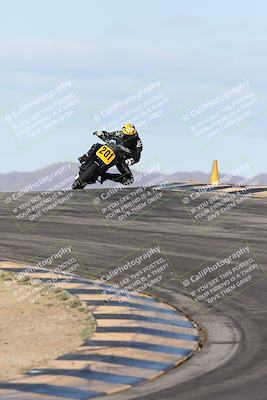 media/Nov-16-2025-Race Pace (Sun) [[8c5fa54630]]/Verified Riders/1-Turns 9 and 10 (925am)/